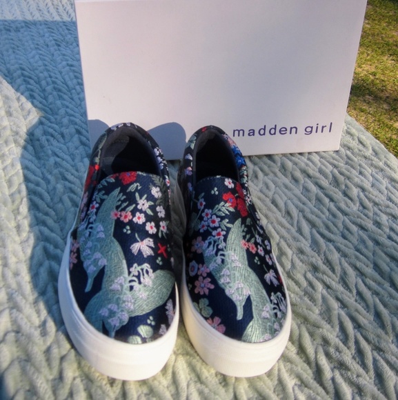 Madden Girl Ginn Floral - Picture 4 of 6